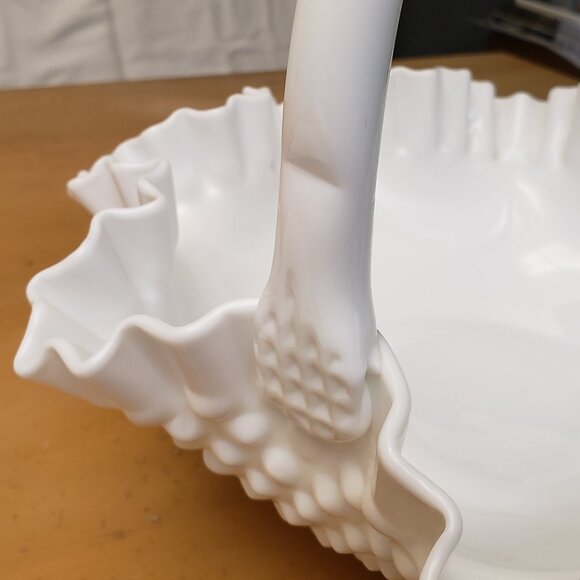 Vintage Fenton White Hobnail Milk Glass Candy Dish - Picture 6 of 6